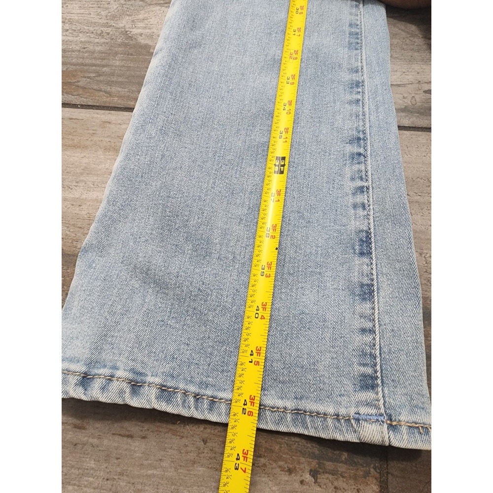 True Religion BECCA Mid Rise Flap Bootcut Jeans Woman's 29 Light Lakeside Wash - Picture 15 of 16